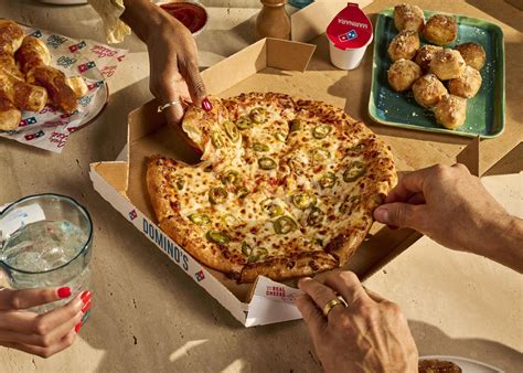 hand tossed pizza dominos dapat Gold server stabil spin robux setiap hari tingkatkan sebelum kedaluwarsa image 2
